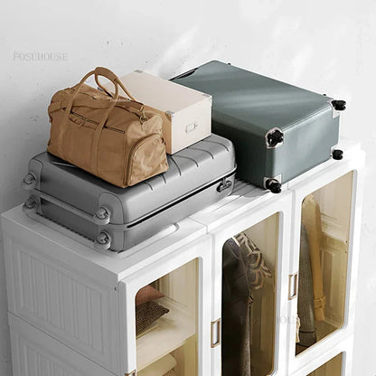 MultiBox: compra 1 y llévate 2 - Obtenga 10 perchas gratis